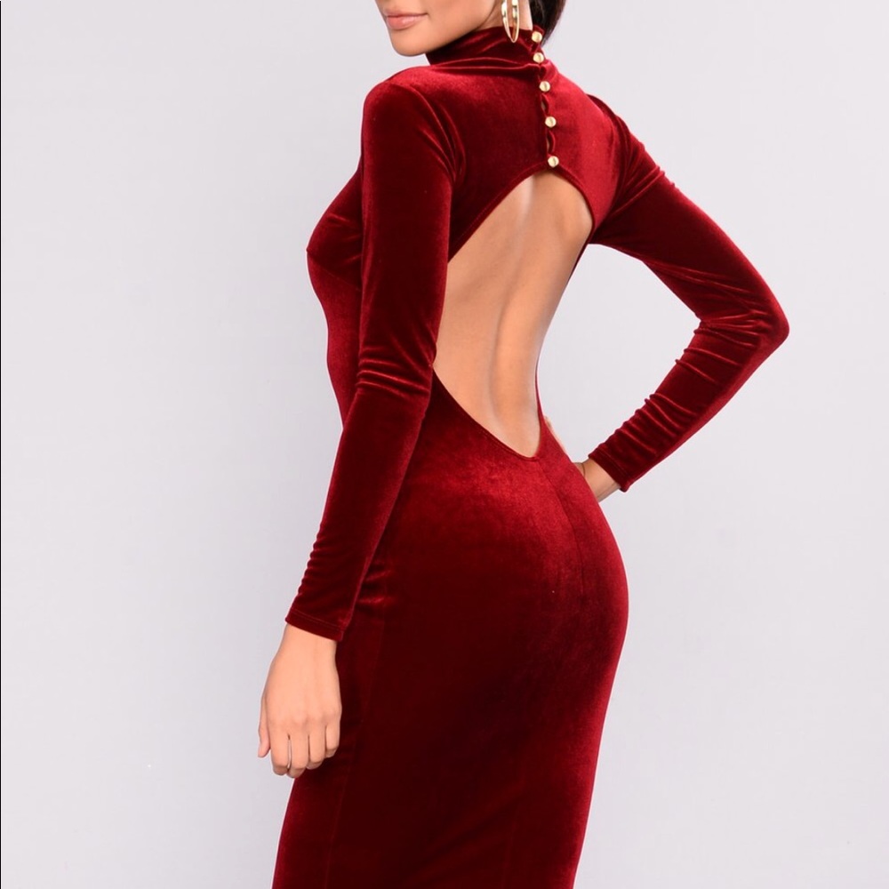 Fashion nova every day is the weeken dress
